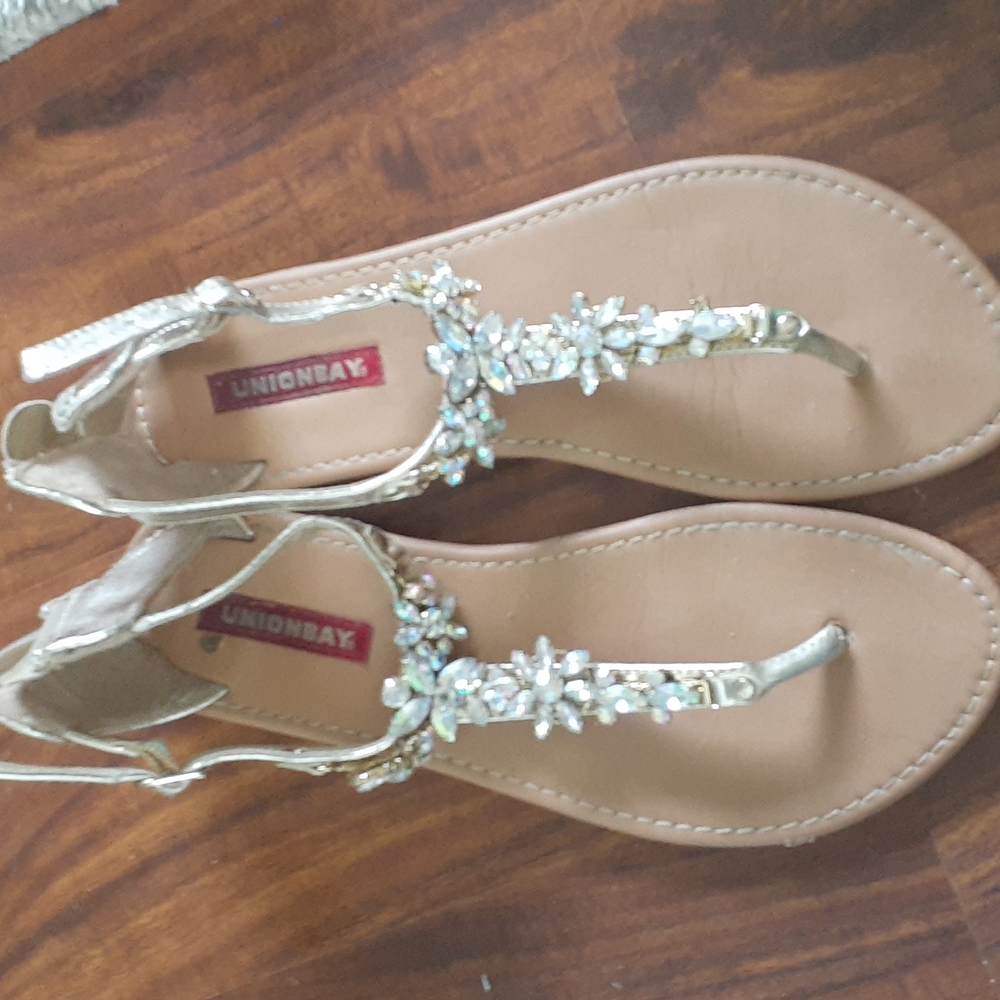 Sandals - Picture 5 of 15
